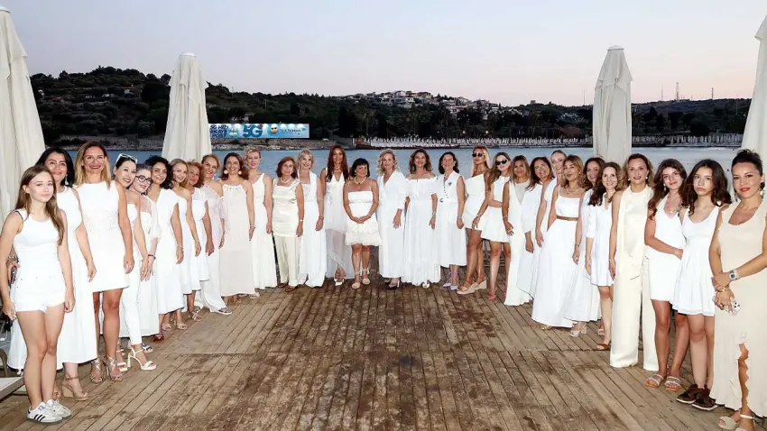 EGİKAD, 18’inci kuruluş yılını Çeşme’de kutladı haberinin görseli