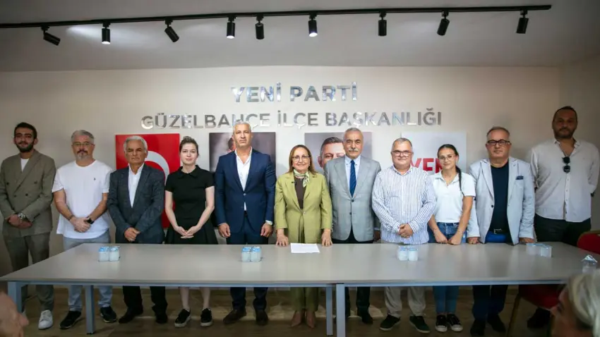 Güzelbahçe’de Yeni Parti’ye toplu katılım haberinin görseli