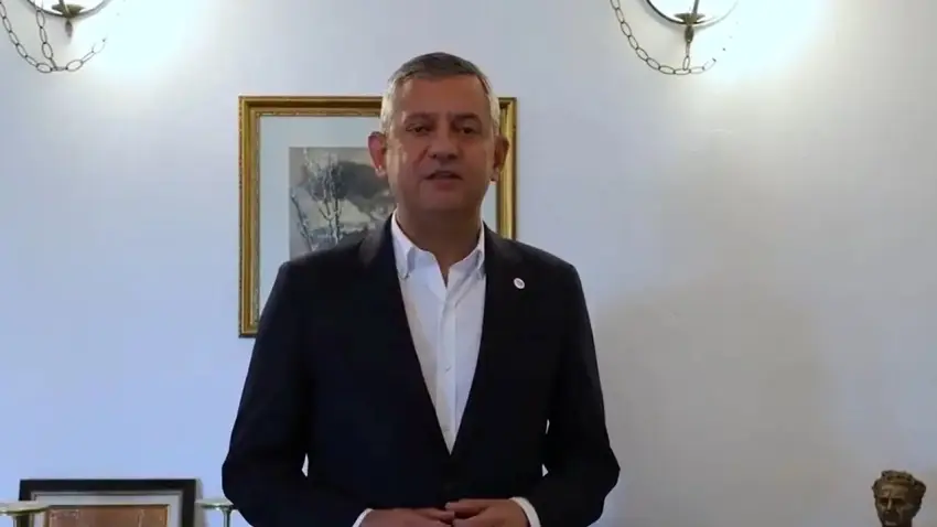 YENİ Parti'den bağış kampanyası: Özgür Özel ‘dayanışmayla başlıyoruz’ dedi haberinin görseli