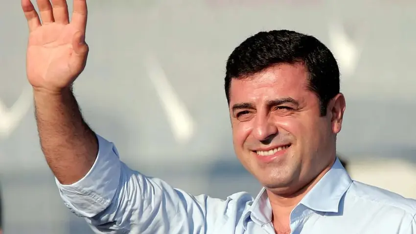 Adalet Bakanlığı'ndan özel izin: Demirtaş, Narin Güran’ın babasıyla bir araya geliyor haberinin görseli