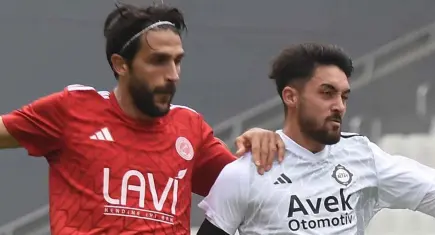 Altay'da kadro dağılmaya devam ediyor