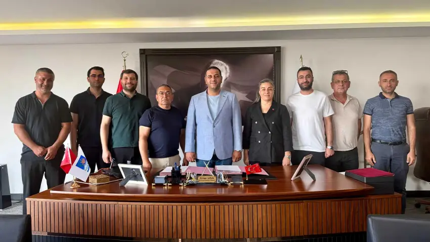 Narlıdere Belediyesi’nde toplu sözleşme sevinci haberinin görseli