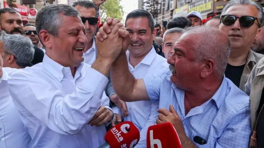 Özgür Özel'den destek çağrısı: Milletten başka gücümüz de güvencemiz de yoktur haberinin görseli