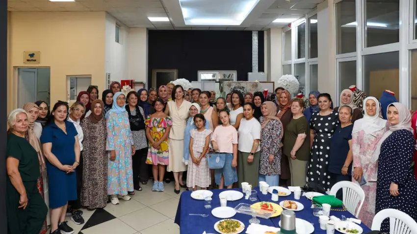 Tekstil Akademi’de mezuniyet heyecanı haberinin görseli