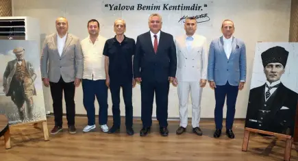 Yalova’da 6 başkan Yeni Parti’ye geçiyor