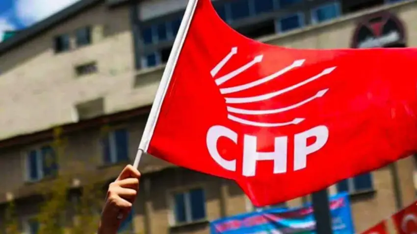 Gümrükçü'nden 'CHP güç kaybediyor' iddialarına rest: İzmir CHP'dir, CHP'li kalacak haberinin görseli