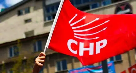 Gümrükçü'nden 'CHP güç kaybediyor' iddialarına rest: İzmir CHP'dir, CHP'li kalacak
