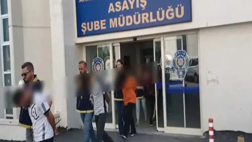 İnternetten ilişki vaadiyle gasp tuzağı: 9 gözaltı haberinin görseli
