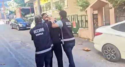 İzmir dahil 52 ilde sosyal medyada tetikçi övgüsüne operasyon:216 şüpheli yakalandı