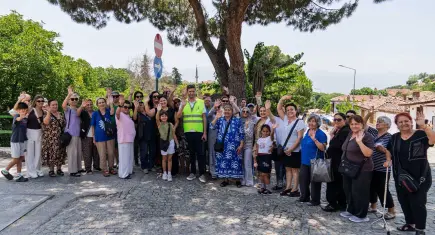 Kültür gezileriyle İzmirliler kentin değerlerini keşfediyor