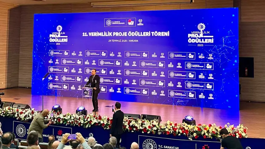 Yapay zekâ destekli EiBoT, ihracatın dijital dönüşümüne güç katıyor haberinin görseli