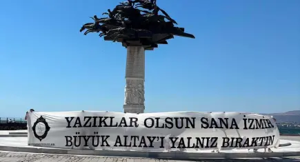 Altay taraftarından Arkas Holding'e tepki: İzmir, Büyük Altay'ı yalnız bıraktın