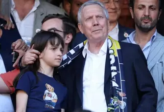 Aziz Yıldırım'dan kızı hakkında konuşanlara tepki: Şerefsizim evlerine giderim