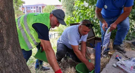 Buca’dan sokak hayvanları için otomatik su kapları