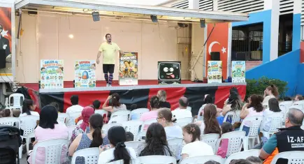 Çiğli’de Mahalle Tiyatro Günleri başladı