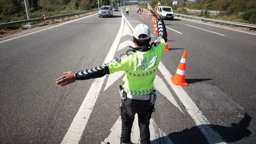 İstanbul’a bu yollar trafiğe kapalı! İşte saat saat açıklanan alternatif rotalar haberinin görseli
