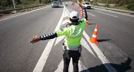 İstanbul’a bu yollar trafiğe kapalı! İşte saat saat açıklanan alternatif rotalar
