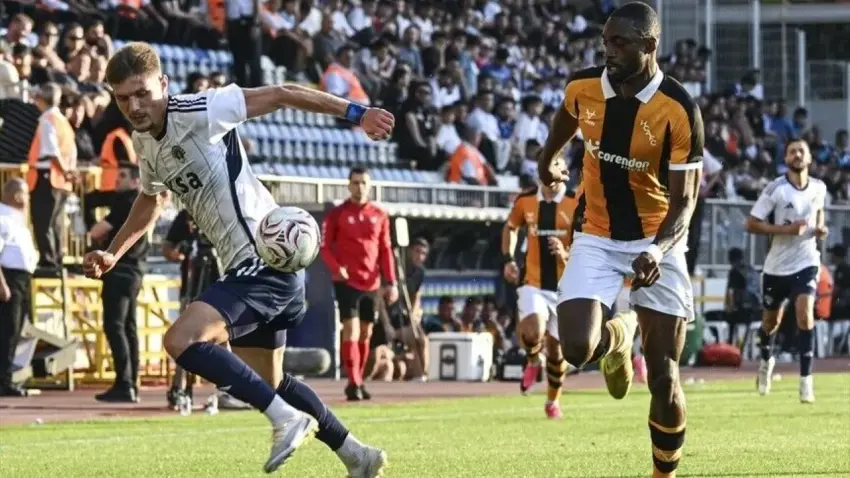 Kasımpaşa ve Hull City hazırlık maçında yenişemedi! İstanbul'da 1-1'lik eşitlik haberinin görseli