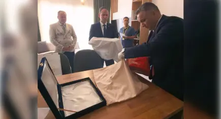 Kıbrıs Barış Harekatı'ndan kalan tarihi bayrak restorasyona alındı