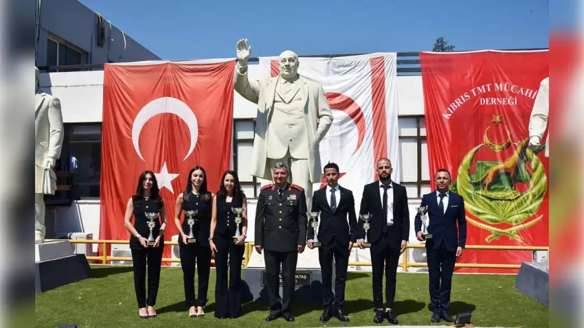 KKTC'de 1 Ağustos Toplumsal Direniş Bayramı törenle kutlandı haberinin görseli