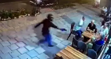 Mersin'de tantunicide silahlı saldırı: Site yöneticisi yaralandı