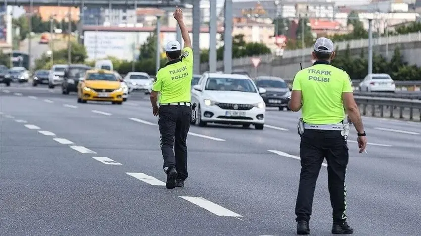 Yenikapı'da 14 günlük trafik düzenlemesi: Bazı yollar araç geçişine kapatılacak haberinin görseli