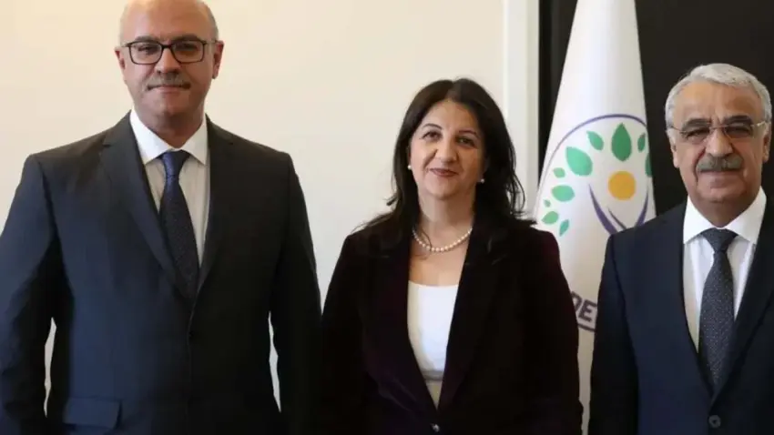 DEM Parti heyeti İmralı'dan döndü: Açıklama yarın yapılacak haberinin görseli