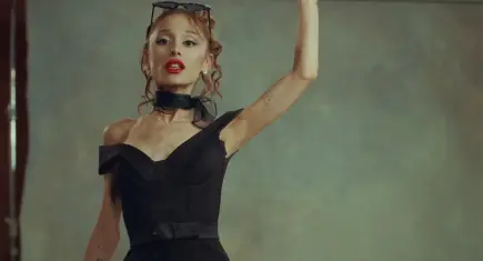 Ariana Grande'den hayranlarını üzen haber: Sahnelere ara veriyor