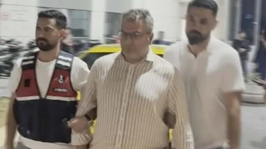 Cem Küçük yayındakileri istihbarat yetkilileriyle görüştüğü söyleyerek kandırıyormuş: Gizli tanığın ifadesi ortaya çıktı haberinin görseli