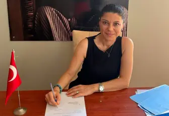 YENİ Parti Efes Selçuk'ta teşkilatlanma hız kazandı! Kuruluş belgeleri teslim edildi
