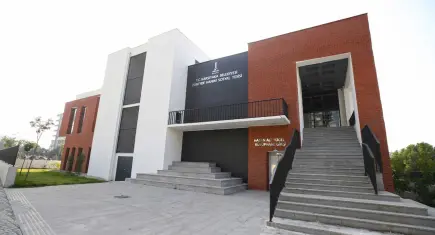 Zübeyde Hanım Sosyal Tesisi, Karşıyakalıların sosyal yaşamına katkı sunuyor