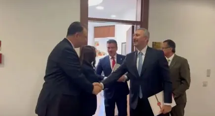 AK Parti heyeti CHP Grubu ile görüştü: Kanun teklifini yarın sunabiliriz
