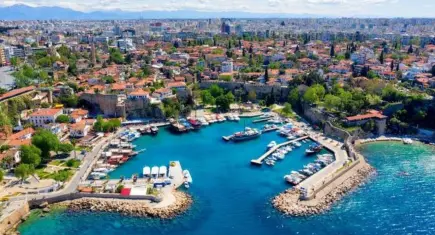 Antalya'da 7 ayda 8,3 milyon turist: Her 4 ziyaretçiden biri Rus