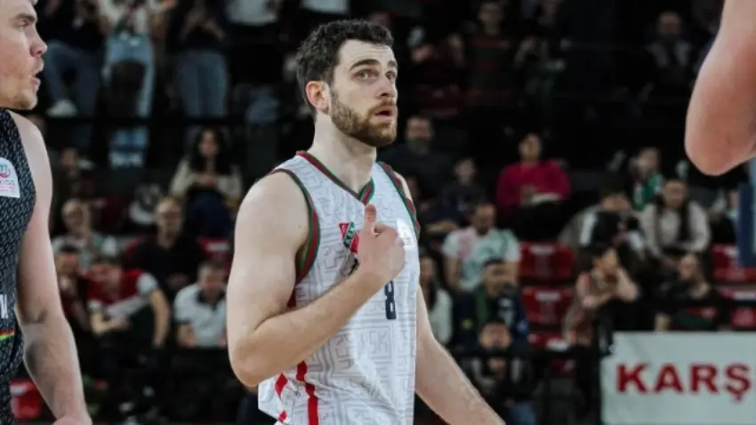 Karşıyaka Basketbol Takımı, Hakan Sayılı'yı renklerine bağladı