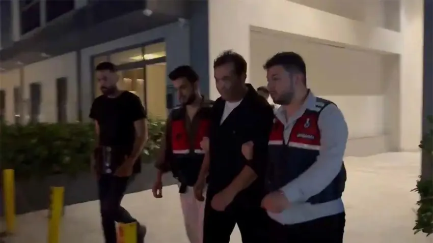 Tahir Sarıkaya adliyeye sevk edildi: Cem Küçük soruşturmasında gözaltına alınmıştı haberinin görseli