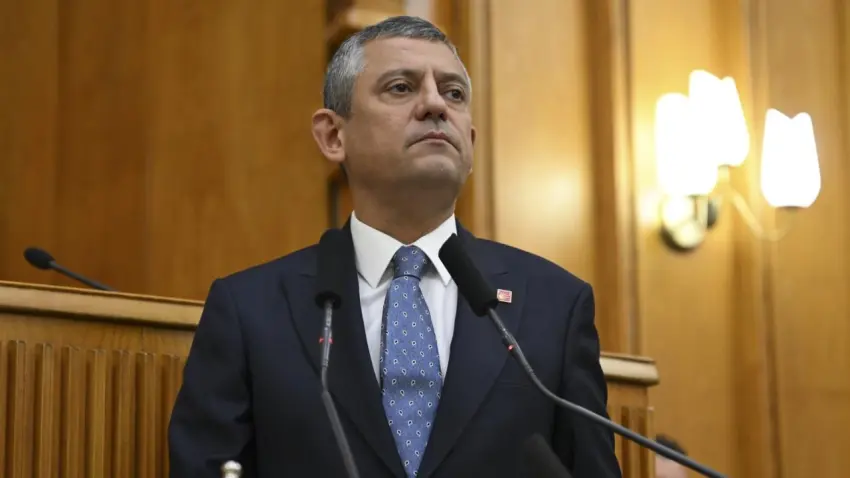 YENİ Parti'den ilk açık grup toplantısı! Özgür Özel kürsüde konuştu: Amacımız iktidar olmak haberinin görseli