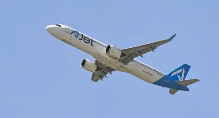 AJet’ten sonbahar sürprizi! Yurt içi uçuşlarda yüzde 30 indirim başladı