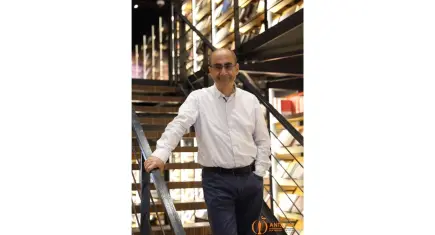 Altın Portakal'da jüri başkanı belli oldu! Ulusal Uzun Metraj Yarışması'nı Derviş Zaim yönetecek