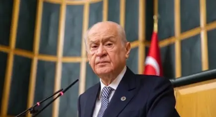 Bahçeli'den imza sonrası ilk açıklama: Selahattin Demirtaş evine, Ahmetler görevine, Öcalan umut hakkına kavuşmalıdır