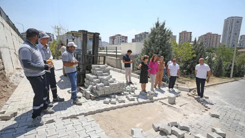 Karşıyaka’da ulaşım konforu için yol seferberliği haberinin görseli