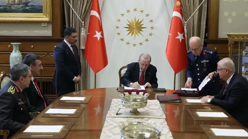 YAŞ kararları Resmi Gazete'de yayımlandı haberinin görseli