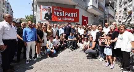 YENİ Parti İzmir'de üye katılım töreni: ‘YENİ Parti'yi, ülkesini ve vatanını seven insanlar kurdu’