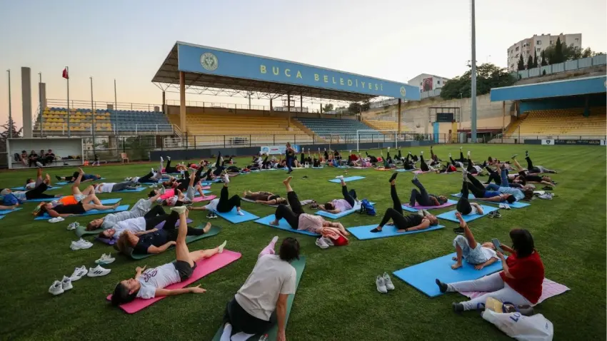 Buca Arena'da kadınlara ücretsiz spor dönemi başladı haberinin görseli