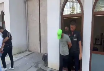 Kadıköy'de karaborsa bilet operasyonu: 2 şüpheli tutuklandı