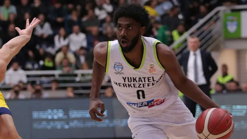 Karşıyaka'da transfer hamlesi sürüyor haberinin görseli