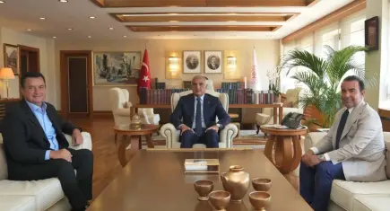 Bakan Ersoy ile Acun Ilıcalı görüştü 