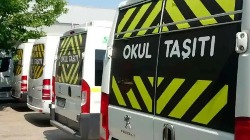 İzmir’de servis ücretlerine zam talebi meclis gündeminde haberinin görseli