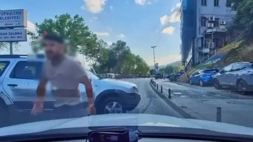 ‘Kafanı keserim’ tehdidinde bulunan sürücüye ceza yağdı haberinin görseli
