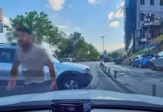 ‘Kafanı keserim’ tehdidinde bulunan sürücüye ceza yağdı