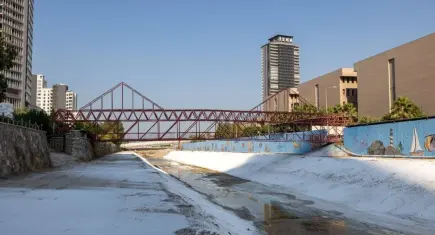 Manda ve Bostanlı derelerinde temizlik tamamlandı